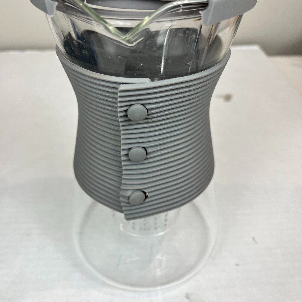 Pampered Chef Tea Infuser Carafe, 8.5" x 4.5"